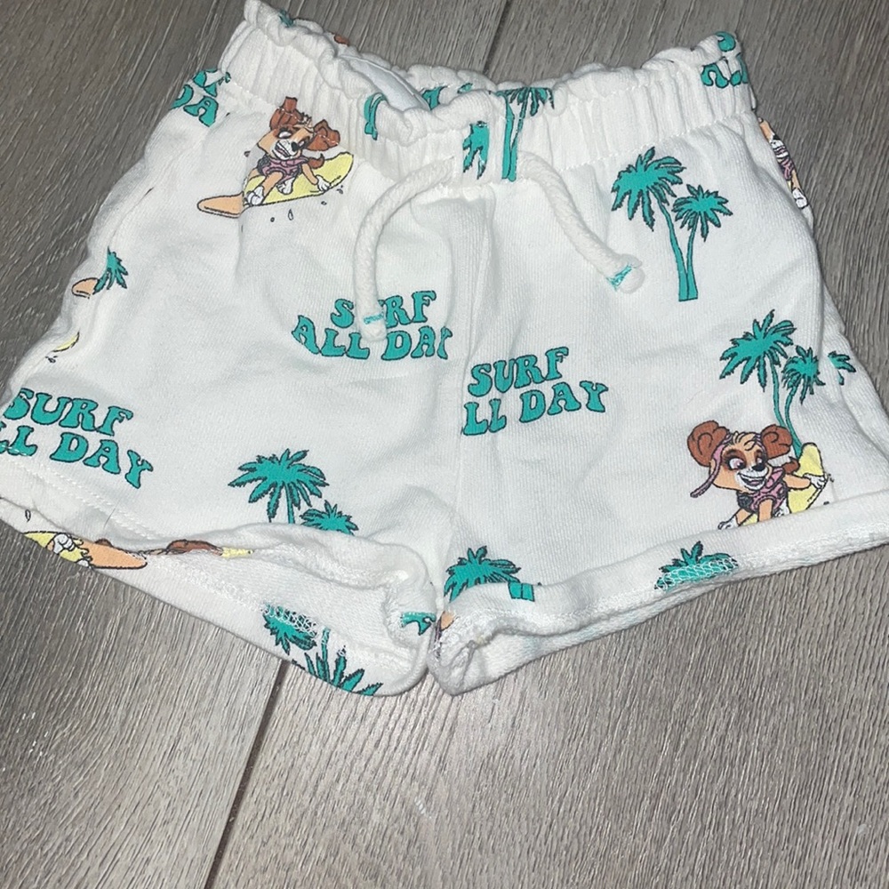 6-9 months Zara shorts